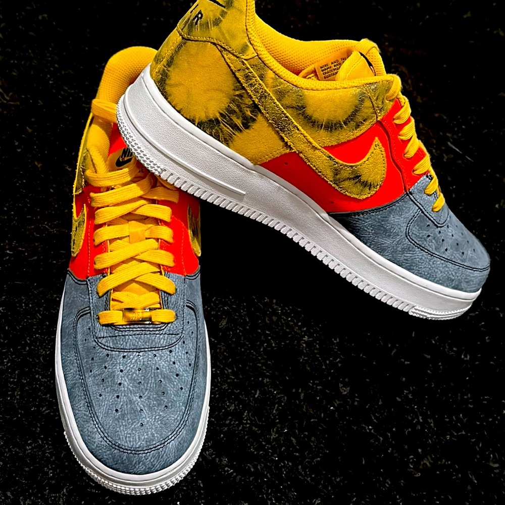 LIMITED EDITION AIR FORCE ONES
